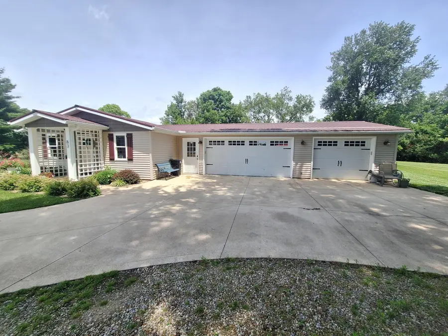 83 East Street, Saint Louisville, OH 43071 - #2