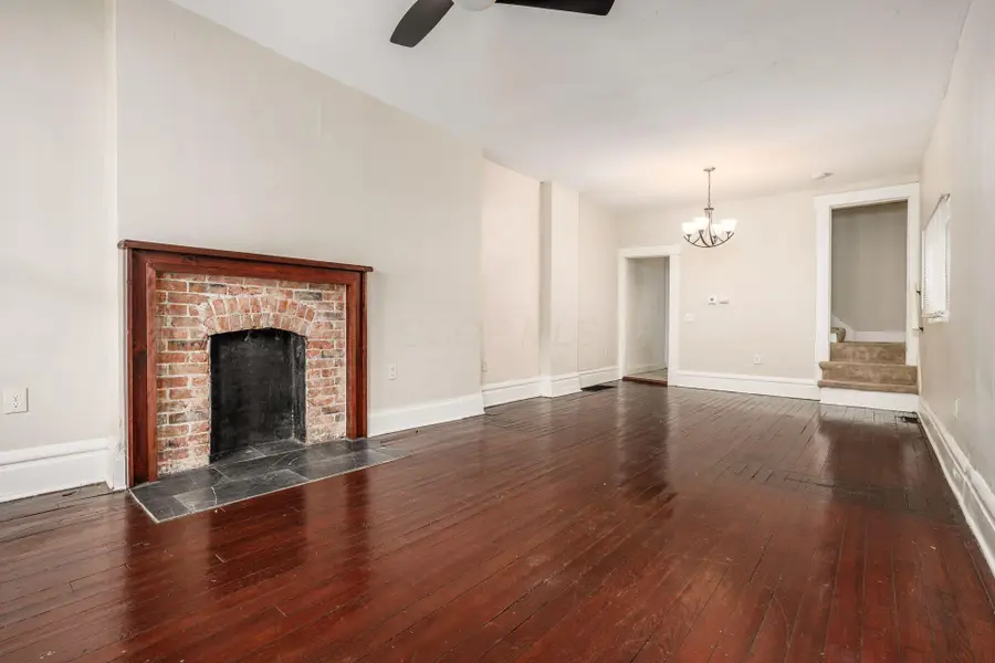 906 Ellsworth Avenue, Columbus, OH 43206 - #3