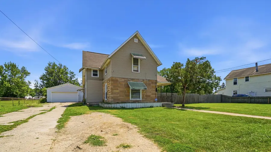 472 Patterson Street, Marion, OH 43302 - #3