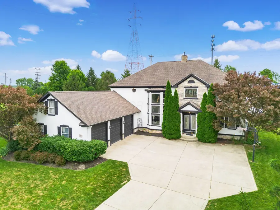 204 Oakwood Court, Westerville, OH 43081 - #3