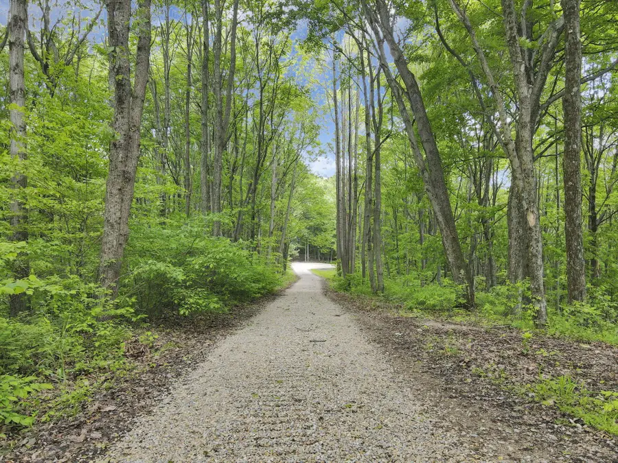 18000 Thompson Road, Laurelville, OH 43135 - #3