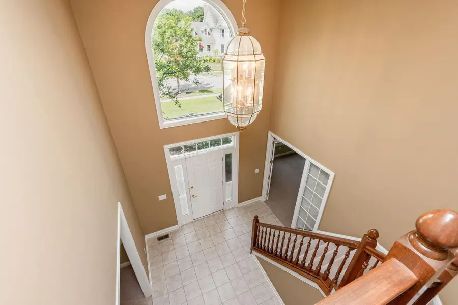 5816 Heritage Lakes Drive, Hilliard, OH 43026 - #3
