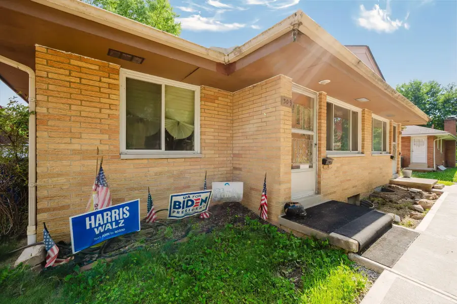 309 Broad Meadows Boulevard, Columbus, OH 43214 - #3