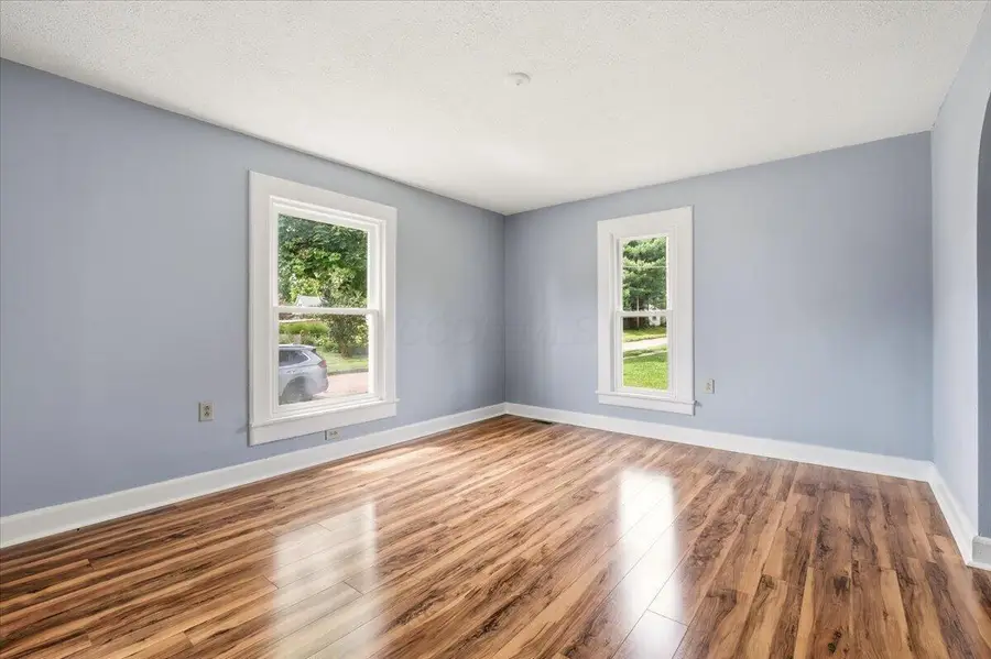 521 E Burgess Street, Mount Vernon, OH 43050 - #3