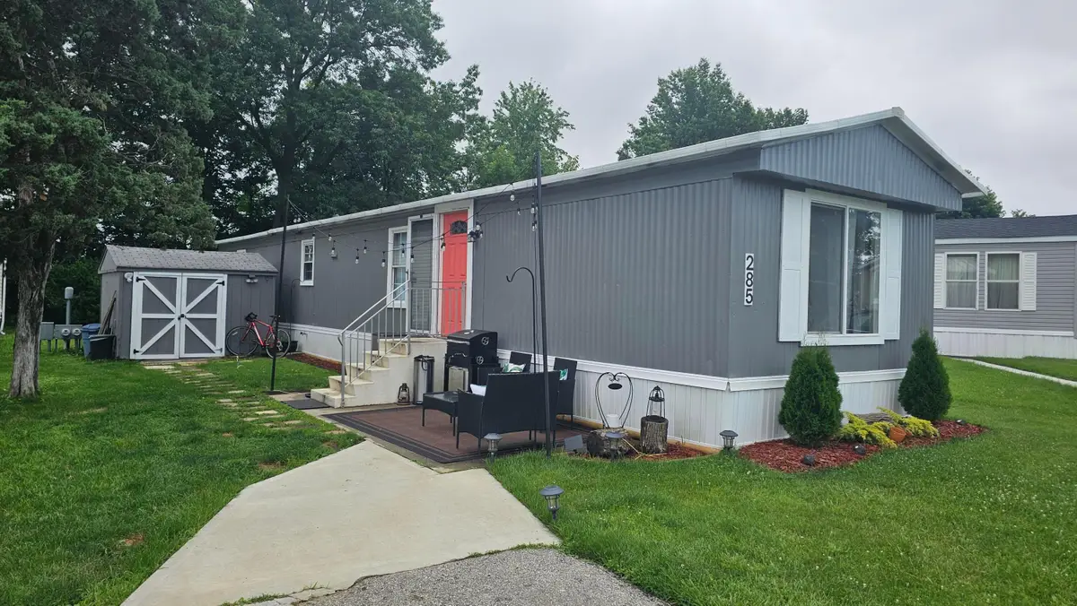285 Walnut Boulevard, Lewis Center, OH 43035 - #1