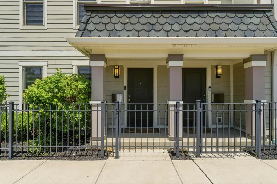 136 E Greenwood Avenue, Columbus, OH 43201 - #3