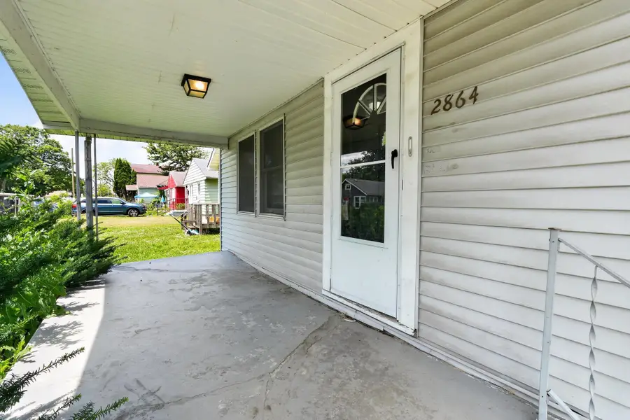 2864 E 9th Avenue, Columbus, OH 43219 - #3