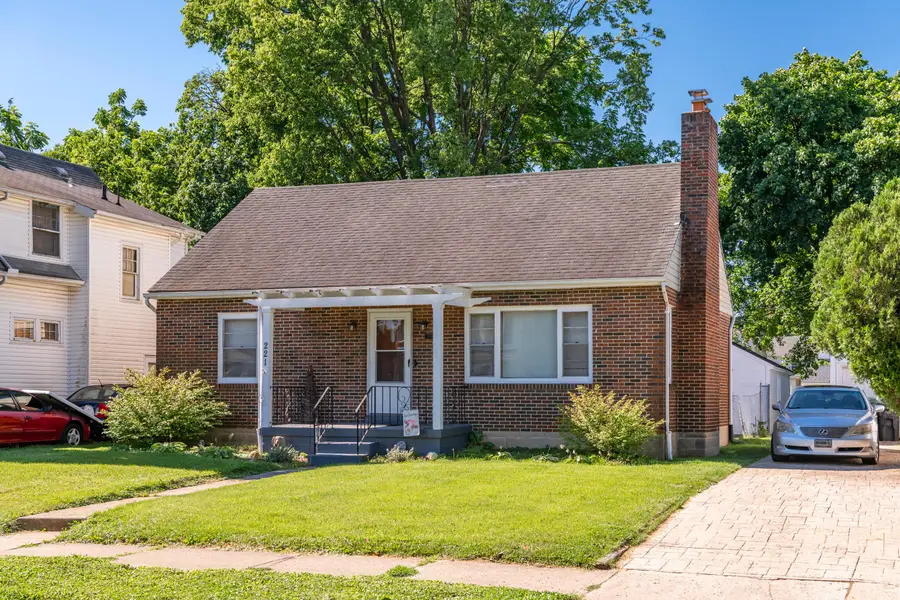 221 W Parkwood Avenue, Springfield, OH 45506 - #2