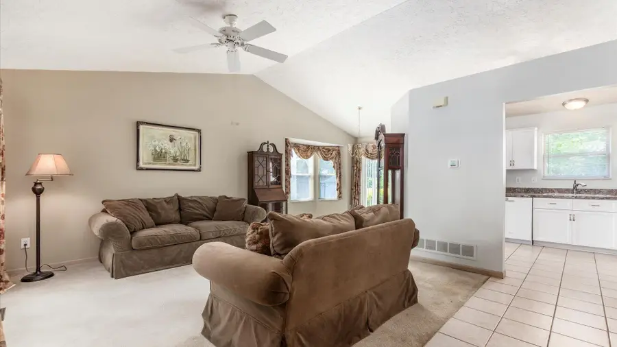 6720 Jennyann Way, Canal Winchester, OH 43110 - #3