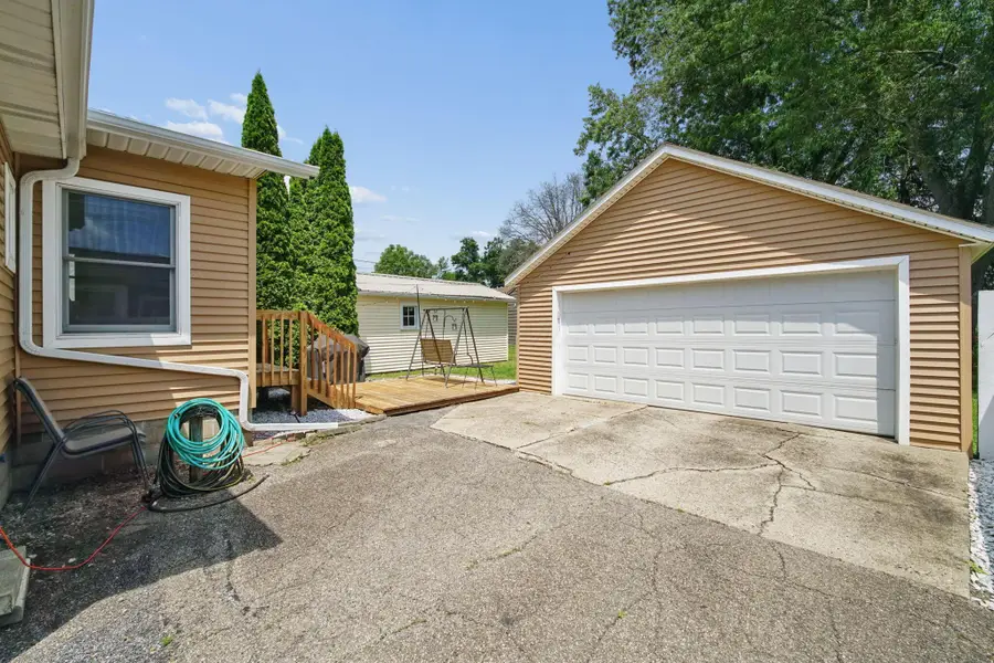 72 N 31st Street, Newark, OH 43055 - #3