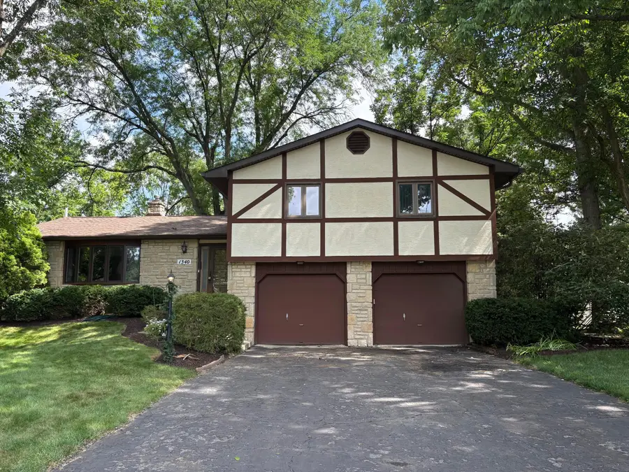 1340 Norwell Drive, Upper Arlington, OH 43220 - #3