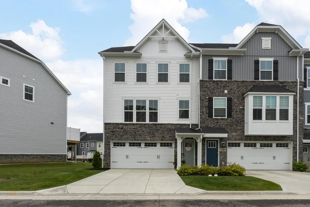 207 Via Veneto, Delaware, OH 43015 - #1