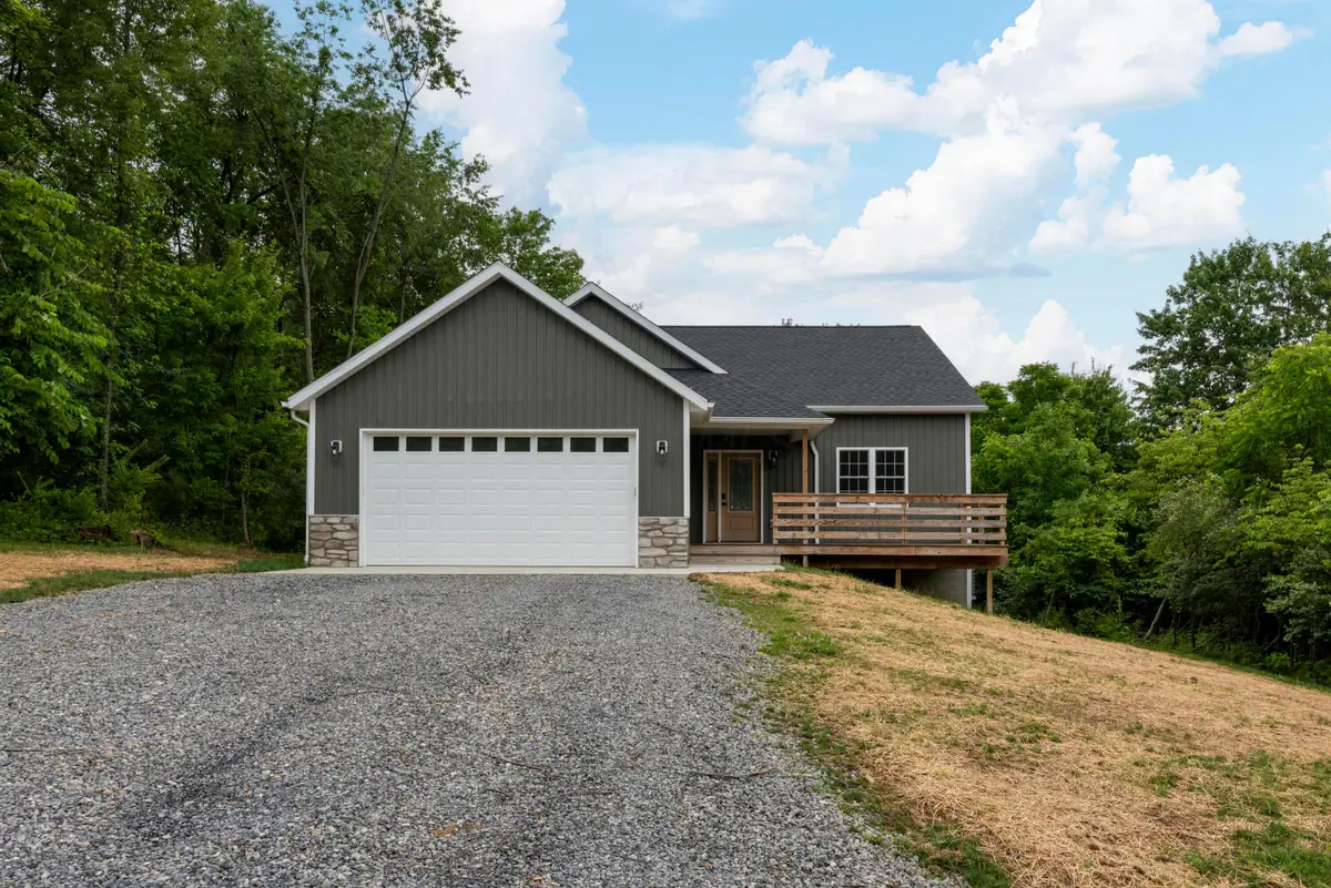 196 N Ridge Heights Drive, Howard, OH 43028 - #1