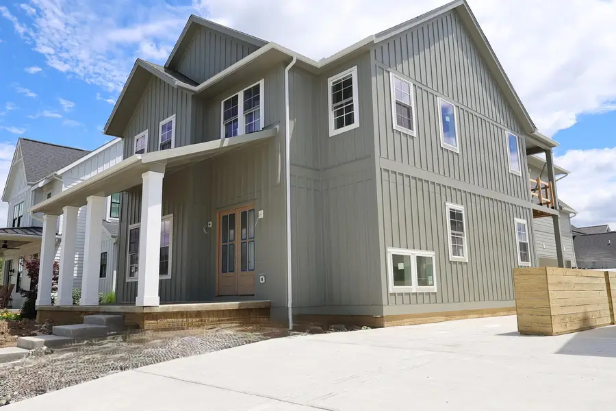 5703 Butternut Drive, Lewis Center, OH 43035 - #2