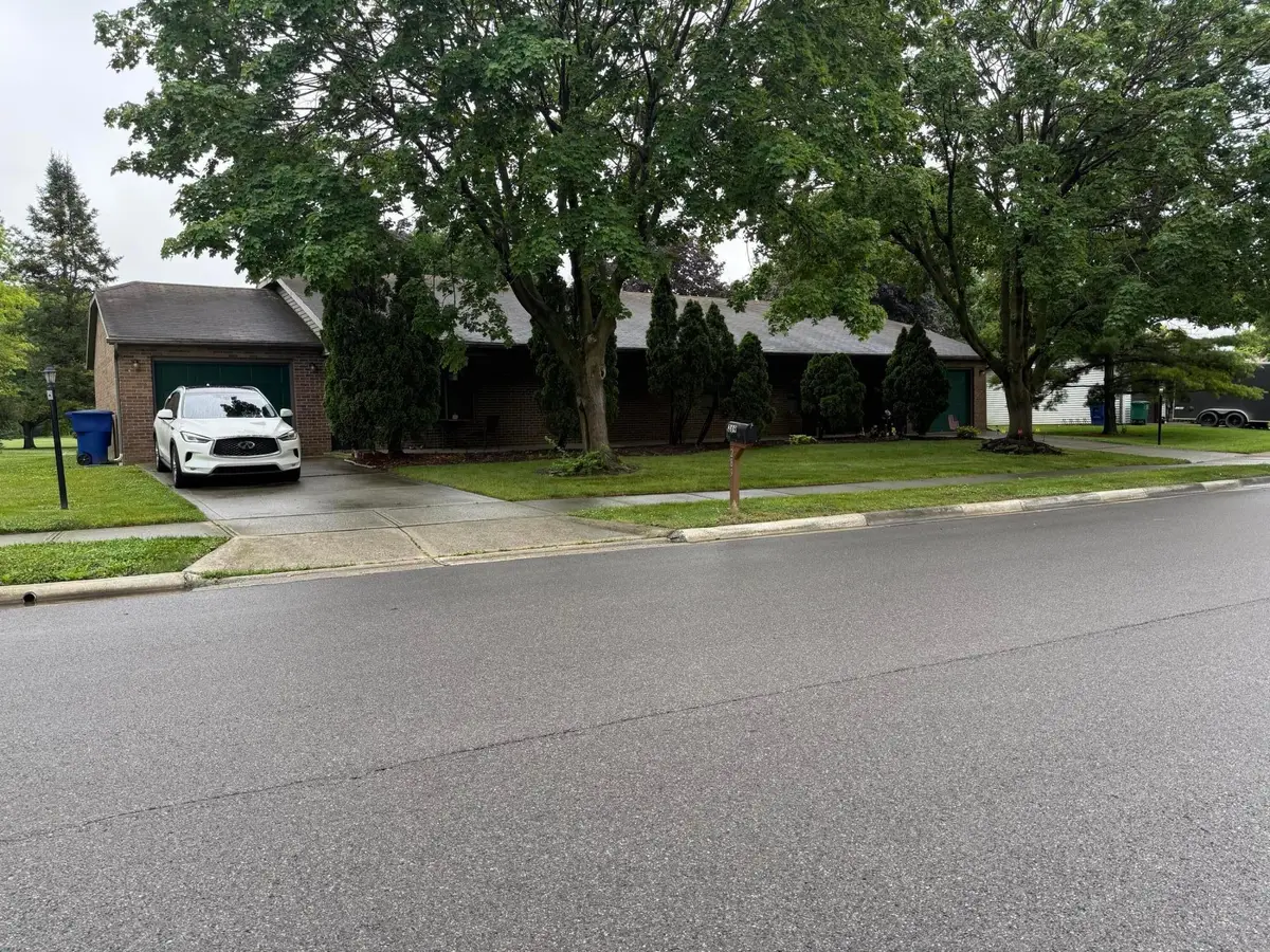 289 Cobblestone Drive, Delaware, OH 43015 - #1