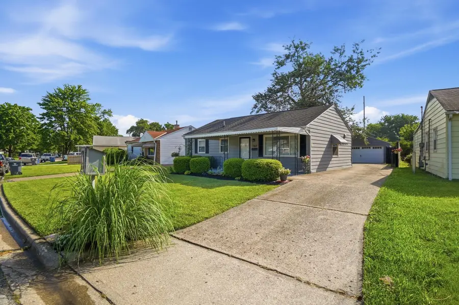 262 Saint Christopher Lane, Columbus, OH 43213 - #3