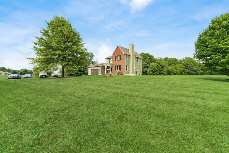 9820 Basil Road Nw, Baltimore, OH 43105 - #2