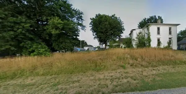 120 N East Street, New Holland, OH 43145
