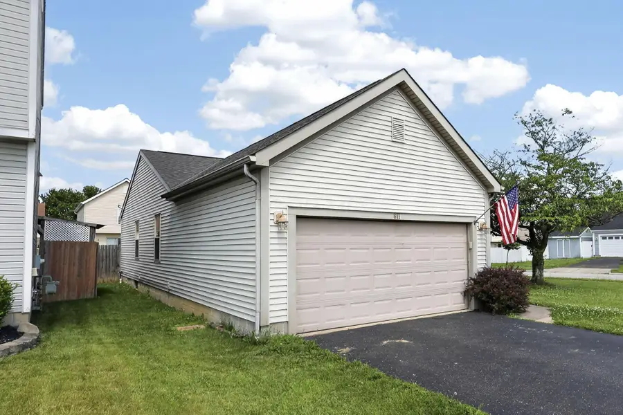 811 Wallinger Drive, Galloway, OH 43119 - #3