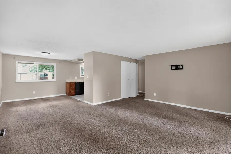 5831 Varadero Drive, Westerville, OH 43081 - #2