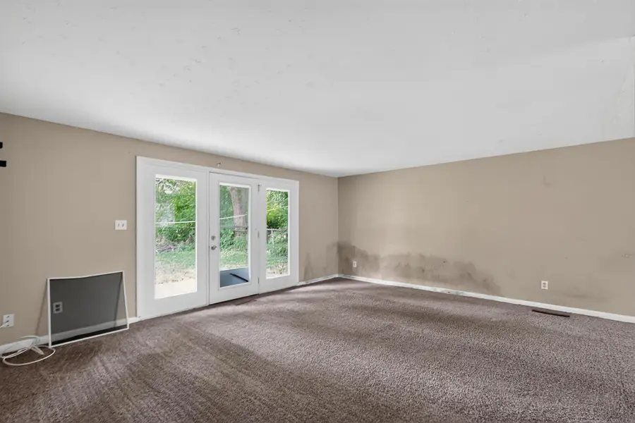 5831 Varadero Drive, Westerville, OH 43081 - #3