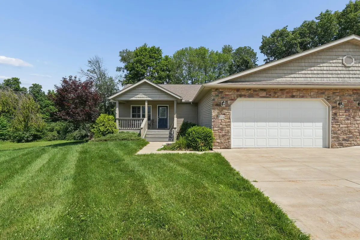 518A Hickory Lane, Howard, OH 43028 - #1