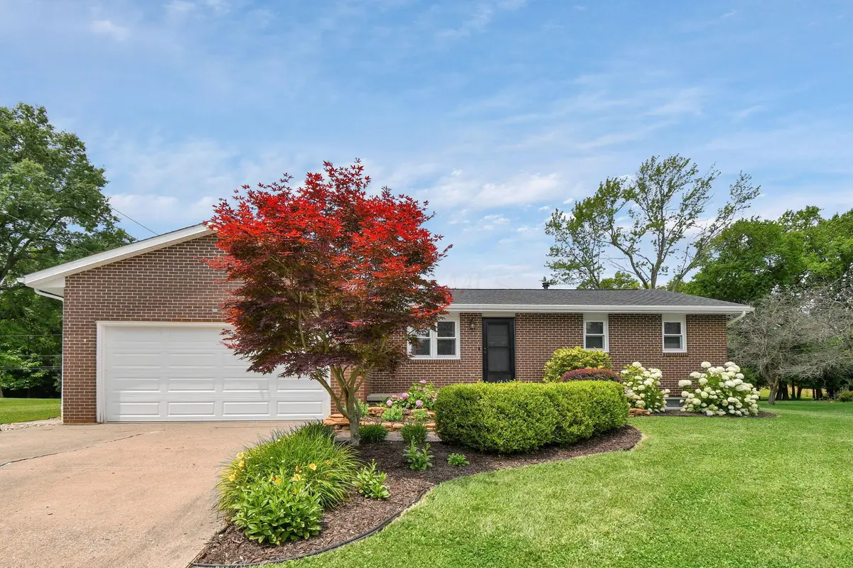 562 Knoll Drive, Granville, OH 43023 - #1