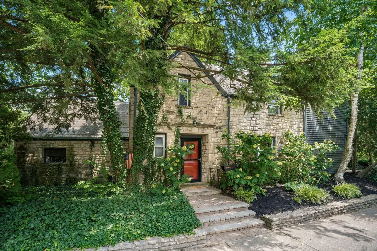 870 Euclaire Avenue, Columbus, OH 43209 - #1