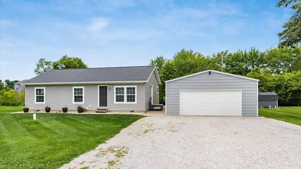 70 Liberty Avenue Se, Jacksontown, OH 43030