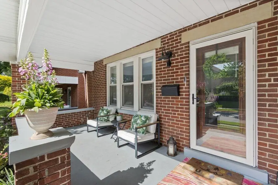 647 Montrose Avenue, Columbus, OH 43209 - #2