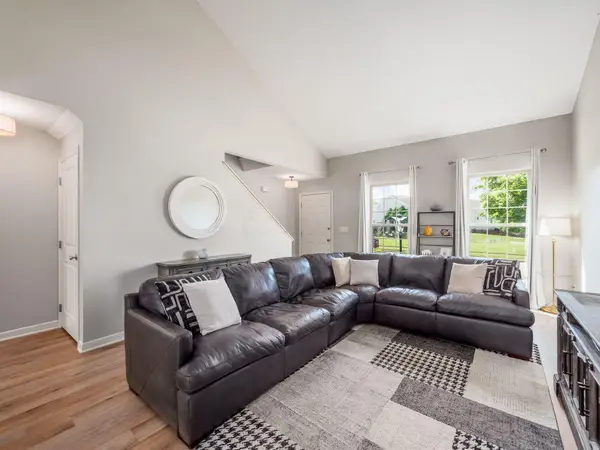 7488 Old River Drive, Blacklick, OH 43004
