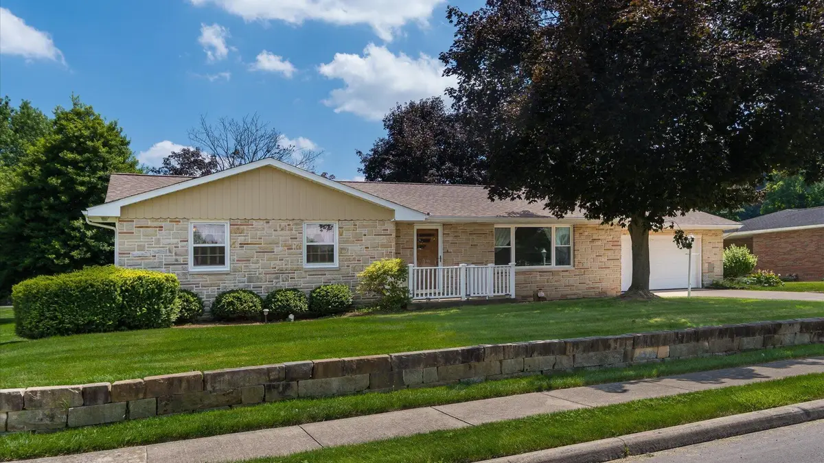 36 W 9th Street, Dresden, OH 43821 - #1