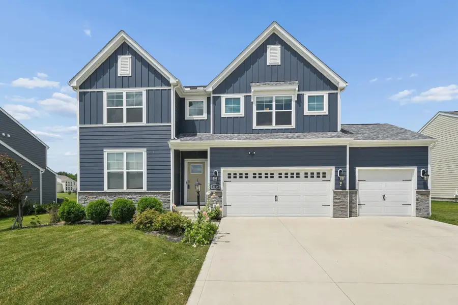 2729 Henshaw Drive, Delaware, OH 43015 - #3
