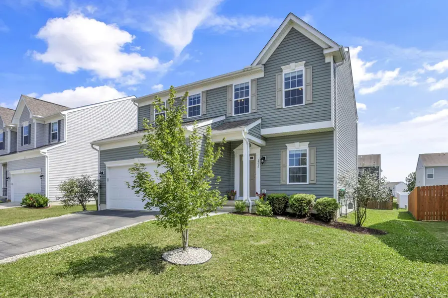 5217 Linton Street, Ashville, OH 43103 - #3