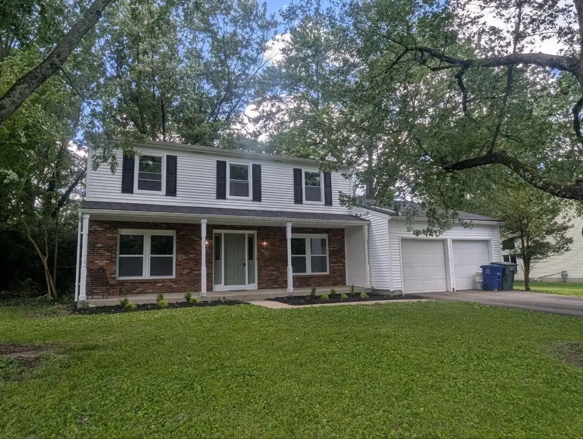 957 Old Farm Road, Columbus, OH 43213 - #1