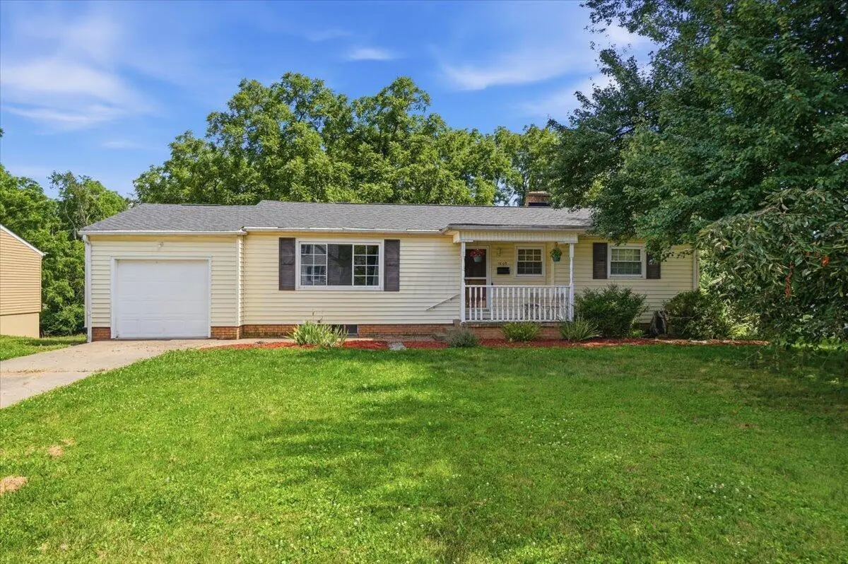 1805 Nelson Road, Lancaster, OH 43130 - #1