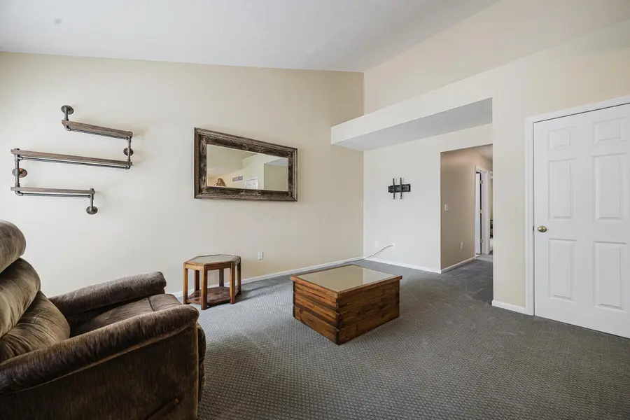 713 Kildow Court, Ashville, OH 43103 - #3