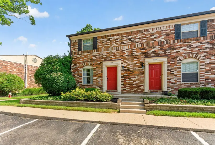 2562 Scioto View Lane, Columbus, OH 43221 - #2