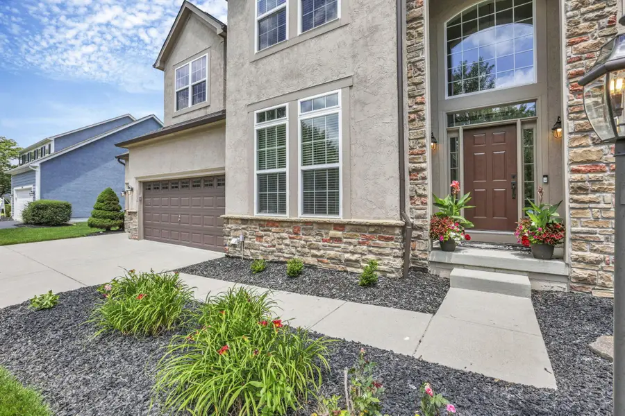 3334 Winding Woods Drive, Powell, OH 43065 - #2