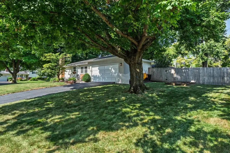 1102 Kennington Avenue, Columbus, OH 43220 - #3