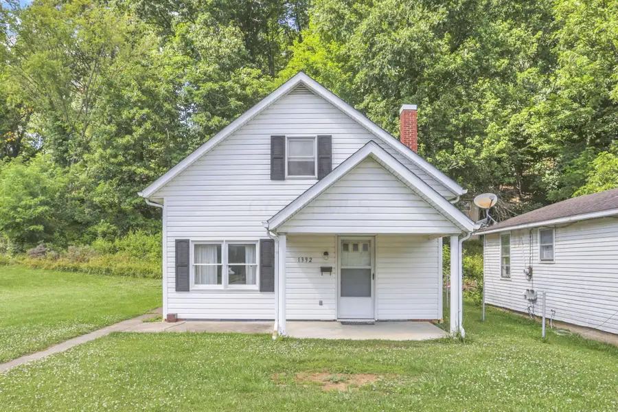 1392 4th Street, Logan, OH 43138 - #3