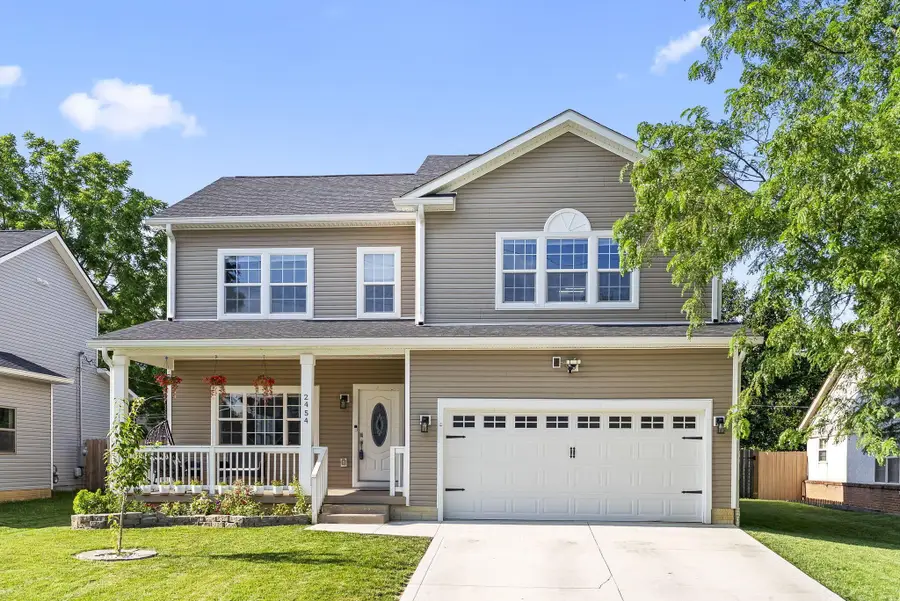 2454 Kilbourne Avenue, Columbus, OH 43229 - #3