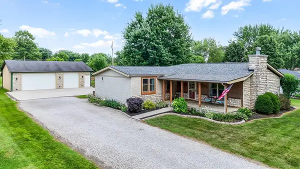 61 7th Avenue Sw, Etna, OH 43062