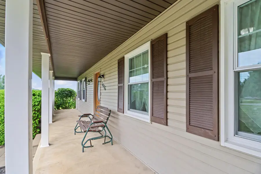 6096 Windfall Road, Galion, OH 44833 - #3