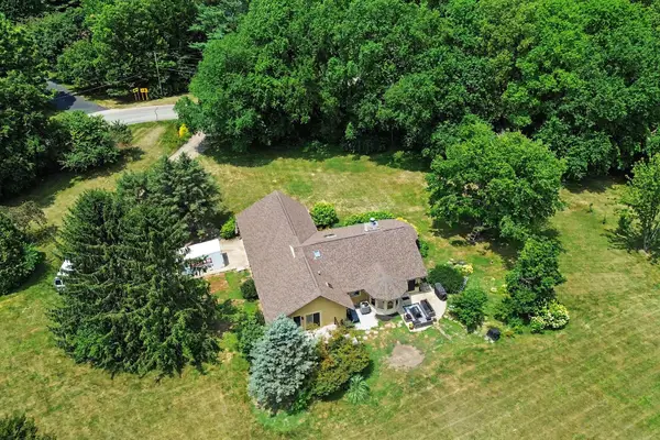 7543 S Bloomfield Royalton Road, Ashville, OH 43103