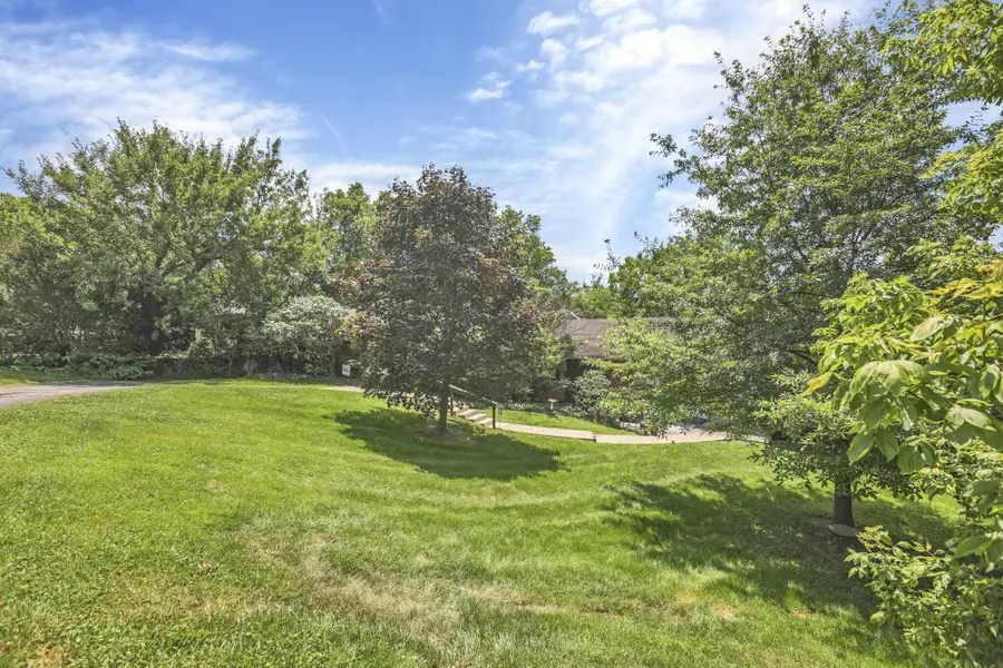 2715 Charing Road, Upper Arlington, OH 43221 - #3
