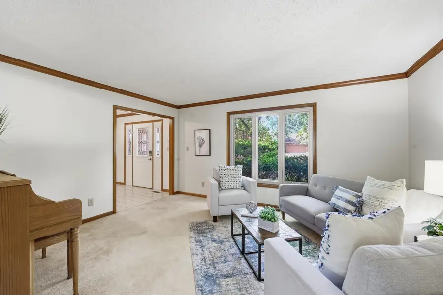 8559 Appleridge Circle, Pickerington, OH 43147 - #3