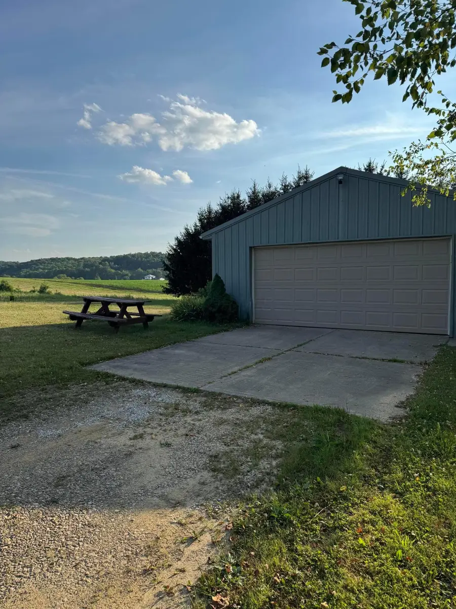 26220 Mill Road, Utica, OH 43080 - #2