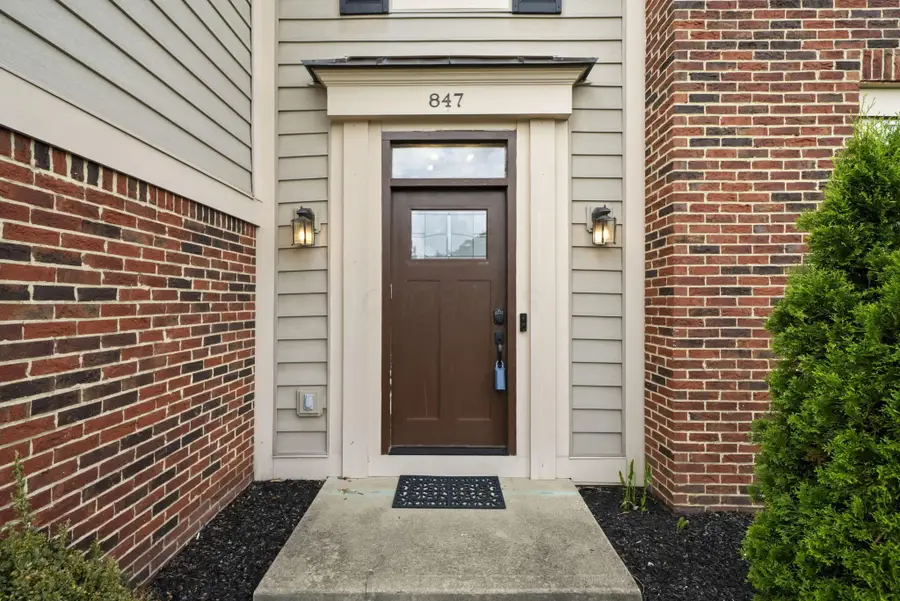 847 Claytonbend Drive, Galloway, OH 43119 - #2