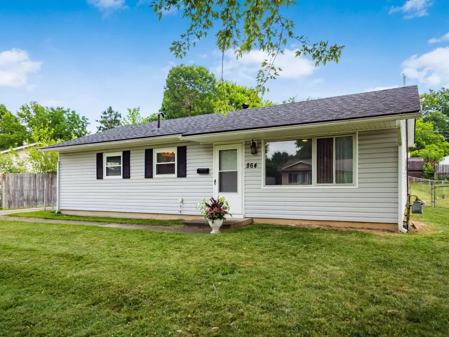 864 Brian Drive, Reynoldsburg, OH 43068 - #2